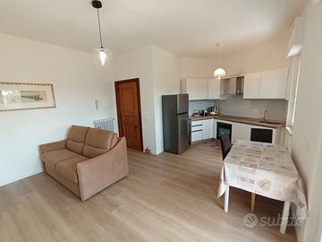 Disponibile per giugno - agosto - settembre