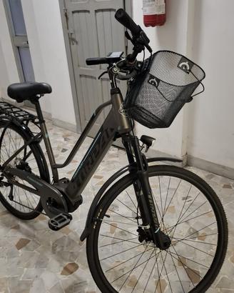 Bici da città Torpado Altea con pedalata assistita