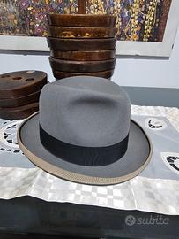 Cappello vintage mod. Homburg o Diplomatico  