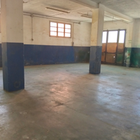 Grande locale uso magazzino/box deposito