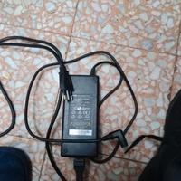 carica batterie per bici elettri monopattino, ecc.