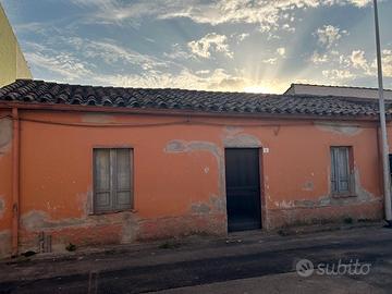 Casa singola da ristrutturare
