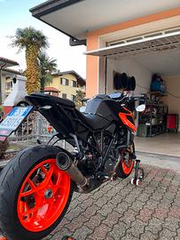 Ktm 1290 superduke R