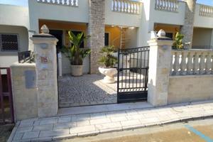 VILLETTA ELIOS A 100m SPIAGGIA DI PESCOLUSE