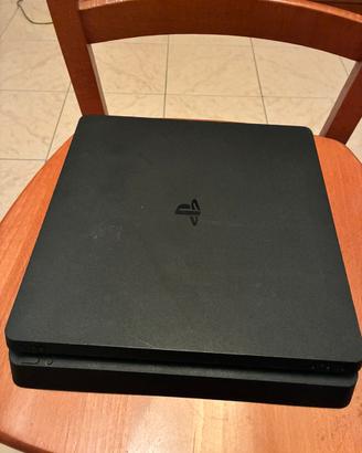 Playstation 4 slim