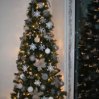 Albero di Natale con luci incorporate