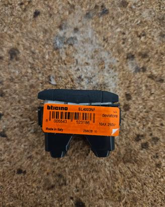 DEVIATORE L4003N BTICINO LIVING INTERNATIONAL ORIG