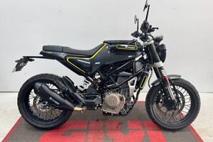 Husqvarna Svartpilen 401 TUA ANCHE SENZA BUSTA PAG