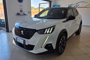 Peugeot 2008 BlueHDi 130 S&S EAT8 GT
