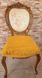 Sedie in legno stile classico 
