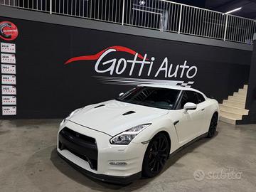 NISSAN GT-R BLACK EDITION UFFICIALE ITALIANA SER