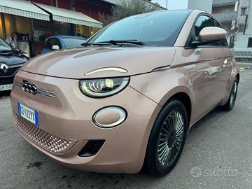 FIAT 500e Berlina 42 kWh Icon