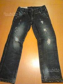 Pantaloni / jeans Sisley