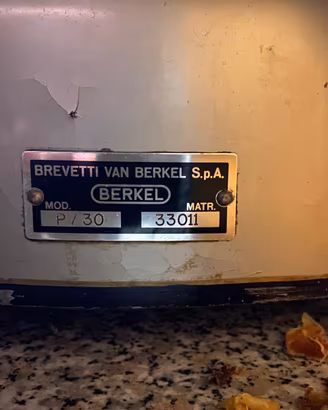 Affettatrice professionale Berkel P/30 – originale