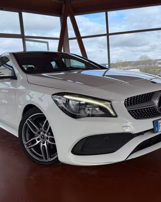 Mercedes-benz CLA 200 d - Automatico - Neopatentat