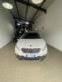 Peugeot 2008 BlueHDi 100 Allure