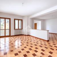 4 LOCALI A SAN GIOVANNI ROTONDO