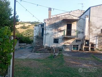 Casa di campagna a pochi passi dal centro citta'