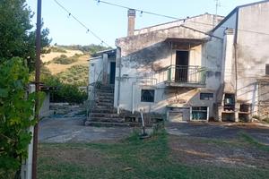 Casa di campagna a pochi passi dal centro citta'