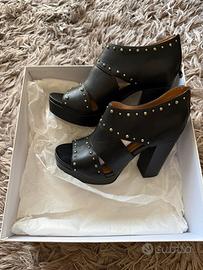 Scarpe borchie nere
