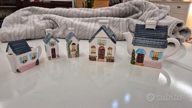 Set da the e colazione vintage in ceramica casette
