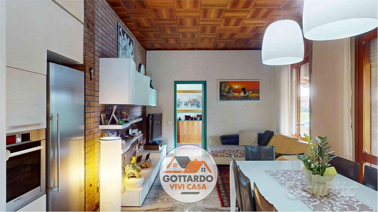 Casa – Paese, Castagnole - Altro