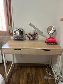 scrivania ikea