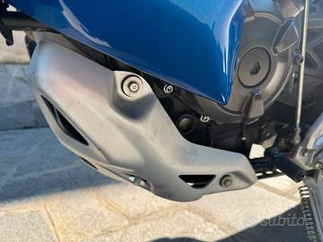 yamaha TENERE 700 world Rally  paramotore e coppa