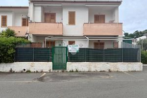 3 LOCALI A DIAMANTE