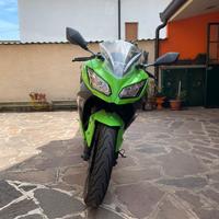 Kawasaki ninja 300 abs