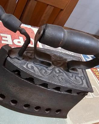 ferro da stiro antico