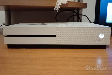 Xbox One s
