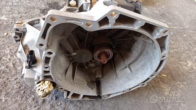 CAMBIO FORD FOCUS 1.8 16V CODICE XS4R 7002 BD ANNO