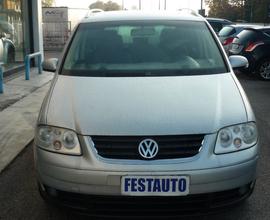 Volkswagen Touran 2.0 16V TDI Highline