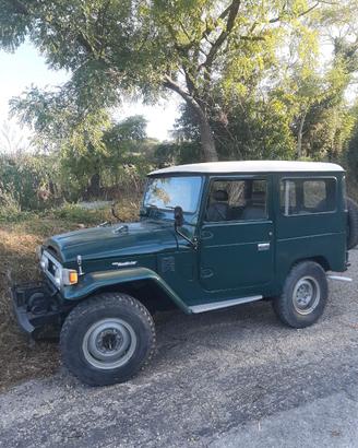 TOYOTA LAND CRUISER BJ40 - ANNO 1976