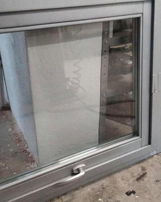 bilico nuovissimo in legno 