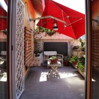 Ombrellone a muro Paraflex Umbrosa SUNBRELLA Rosso