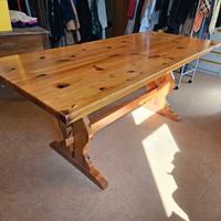 Tavolo legno massello vintage e 4 sedie