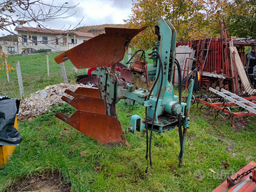 Aratro nardi trivomere reversibile