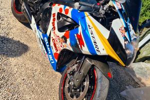 Suzuki gsx r 750