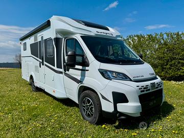 SUNLIGHT T 68 C ADVENTUREE EDITION - face to face