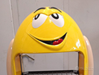 Espositore M&M'S giallo XXL
