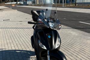 Piaggio Medley 125