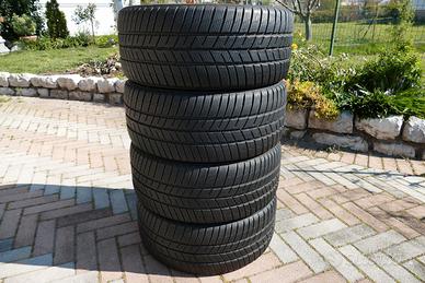 gomme invernali Barum 235\55\18 al 80%