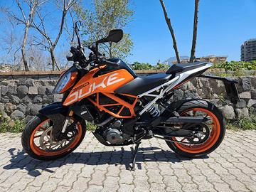Ktm duke 390