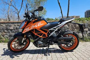 Ktm duke 390