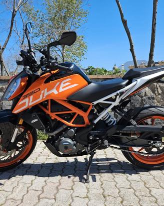 Ktm duke 390