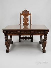 Scrivania rinascimentale  legno completa di sedia