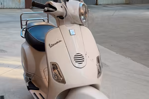VESPA LX 150