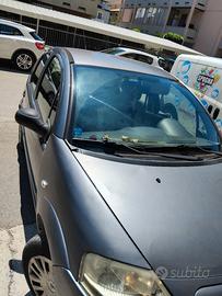 c3 grigio scuro